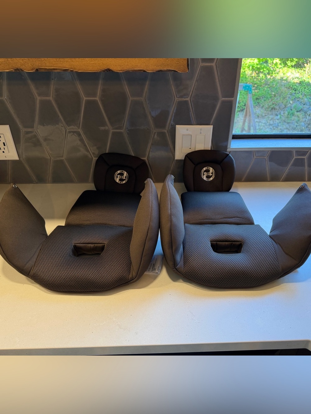 Chocolate Brown Cybex Callisto G 360 Infant inserts